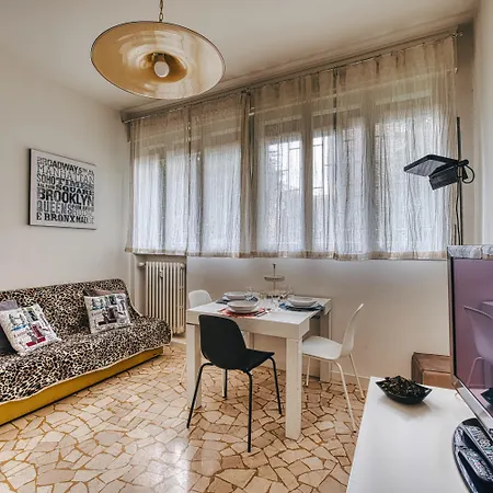 Apartment Moderno Sant'orsola By Wonderful Italy *