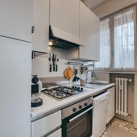 Apartment Moderno Sant'orsola By Wonderful Italy